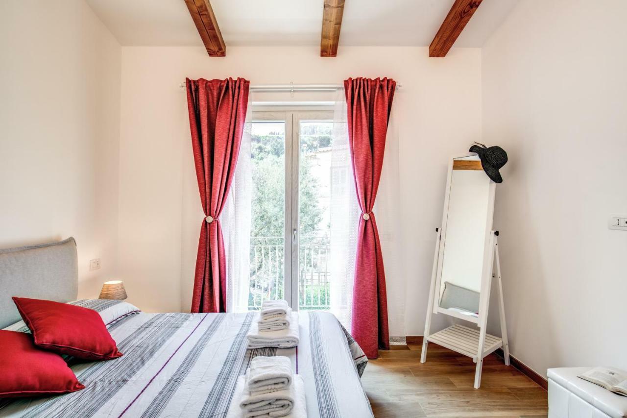 Апартаменты Chez Carme' Сорренто Экстерьер фото